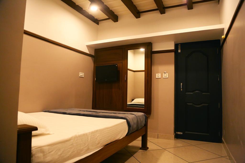 Icon Residency Hotel Kalpetta Exterior photo