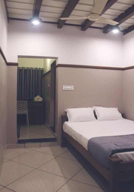 Icon Residency Hotel Kalpetta Room photo