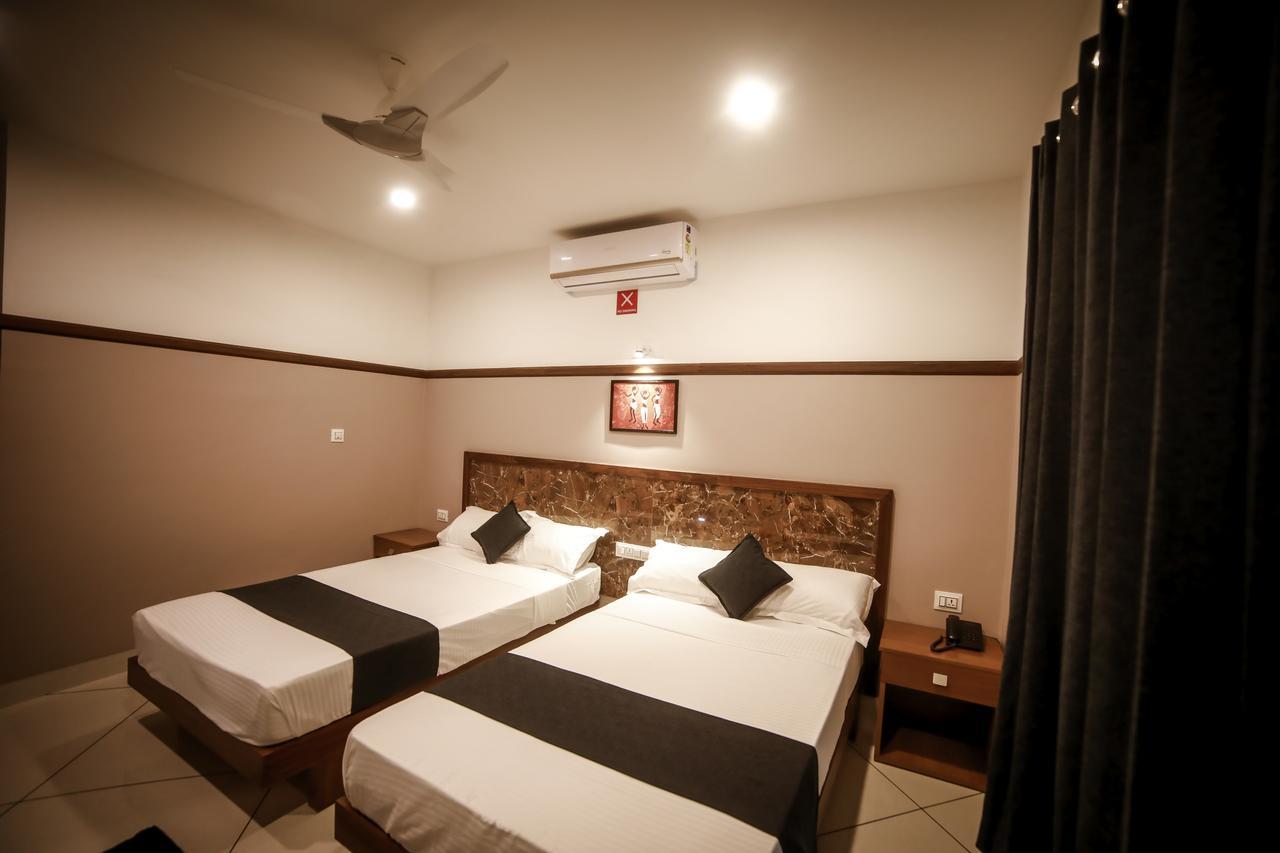 Icon Residency Hotel Kalpetta Exterior photo
