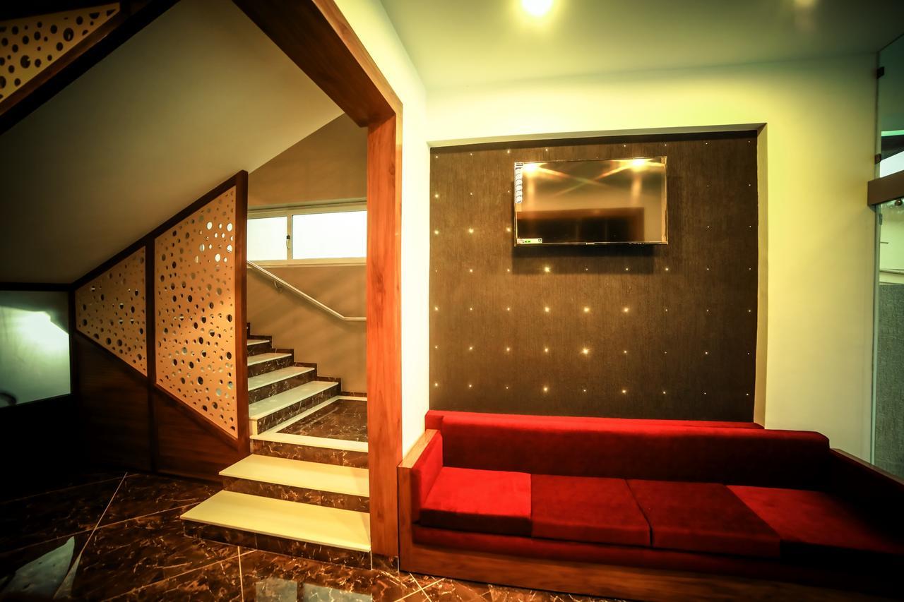 Icon Residency Hotel Kalpetta Exterior photo